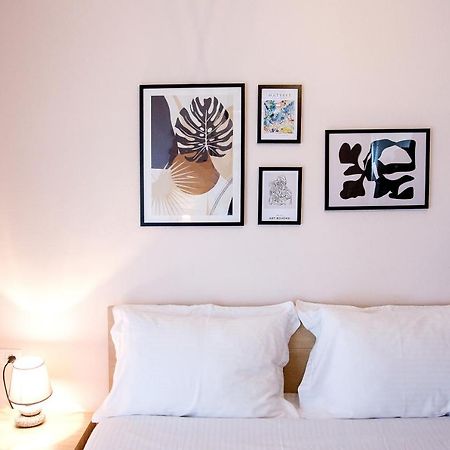 Konstantina & Evgenia Deluxe Apartment Néa Péramos Buitenkant foto