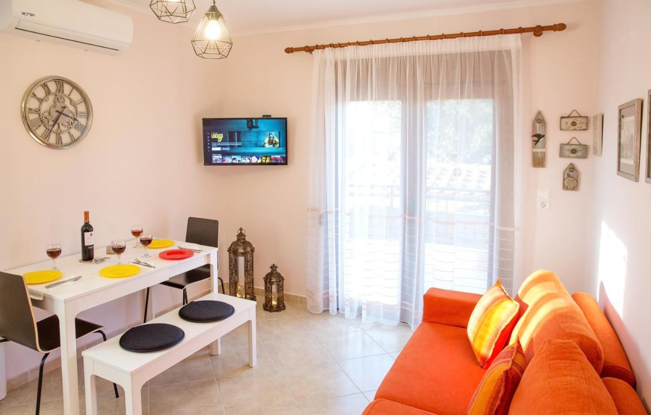 Konstantina & Evgenia Deluxe Apartment Néa Péramos Buitenkant foto